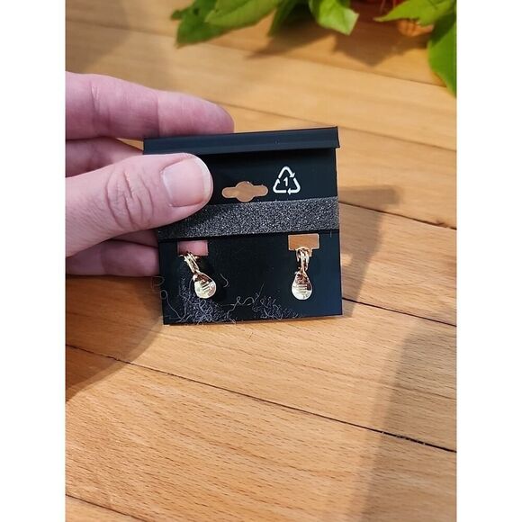 Vintage Signed Napier Dangle Hoop Clip On Earrings Gold Tone Amd Maroon - Picture 3 of 4